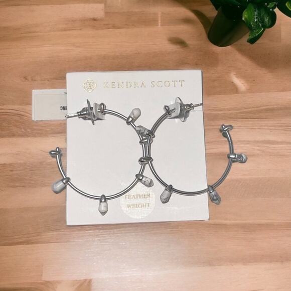 NWT! Kendra Scott Freida Rhodium Plated Hoop Earrings - Picture 1 of 3